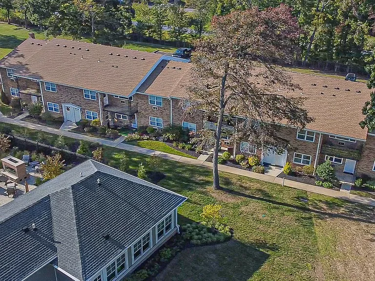 Princeton Court CLO — Photo 37