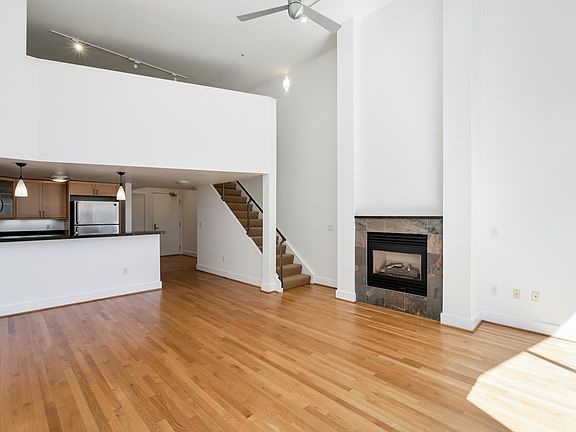 4th image of 460 Natoma St APT 10