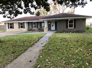 1501 Woodson Ln, Brenham, TX 77833