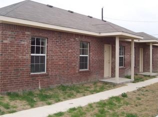 1705 N Kaufman St, Ennis, TX 75119