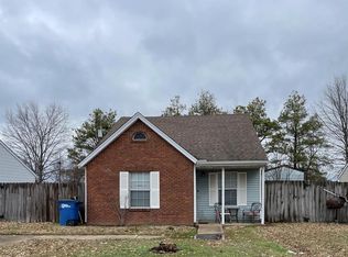 2215 Oak Creek Rd, West Memphis, AR 72301