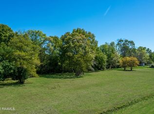 Earline Dr, Breaux Bridge, LA 70517