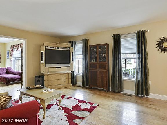 4th image of 35533 Sourwood Pl