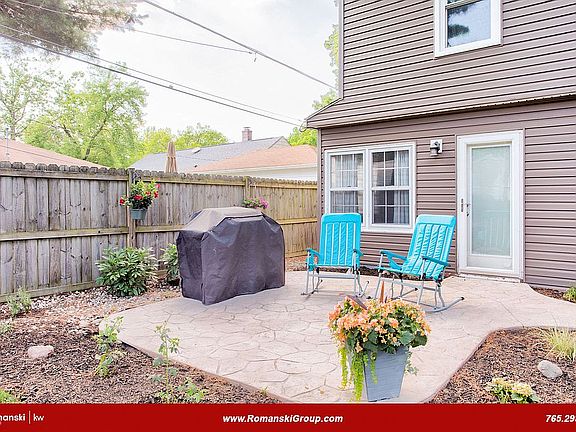 5th image of 1611 King St