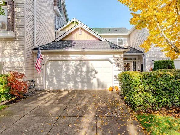 8824 NE 17th St, Vancouver, WA 98664