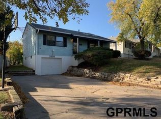 5606 N 68th St, Omaha, NE 68104