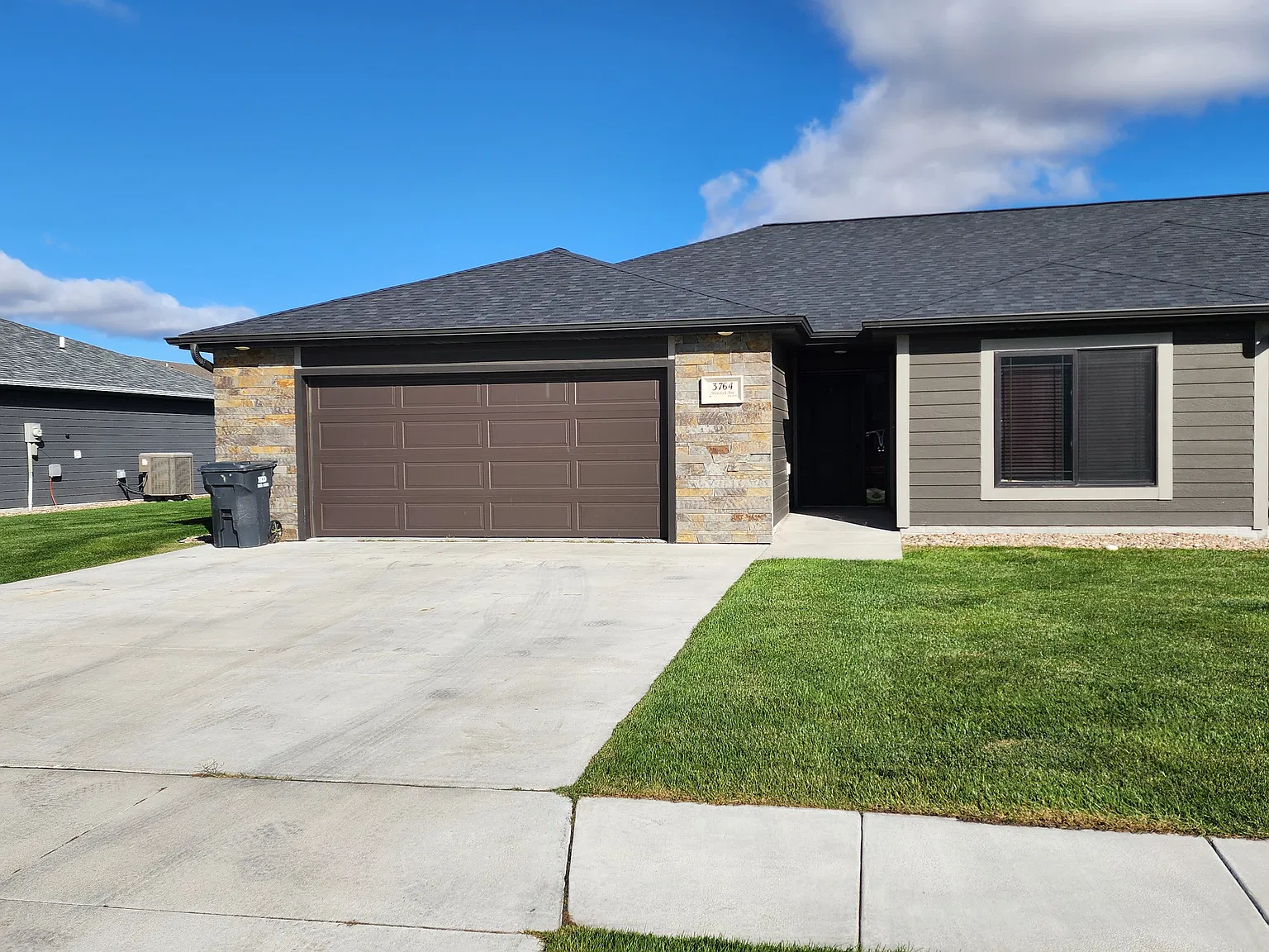 2 bed, $1,700 — Photo 1