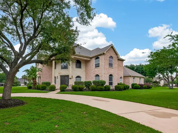 2702 Fort Caney Dr, Richmond, TX 77406