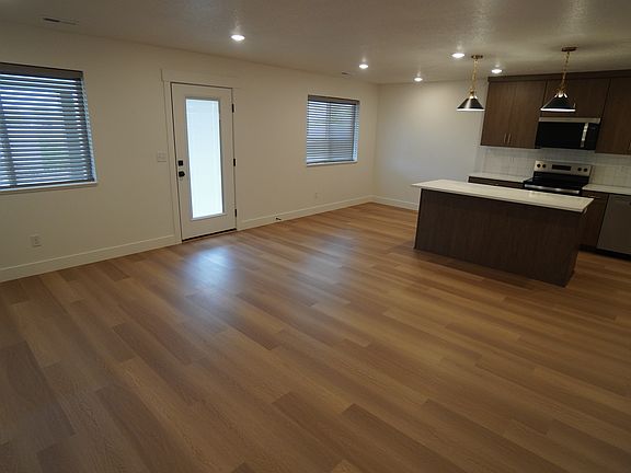 5th image of 343 N Liberty Ave