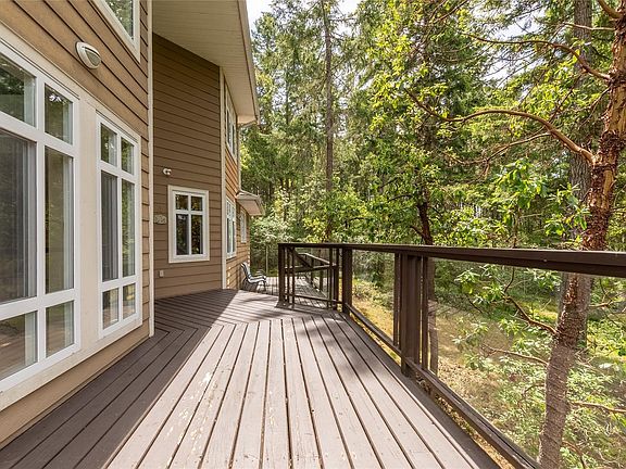 4th image of 908 Little Mountain Rd