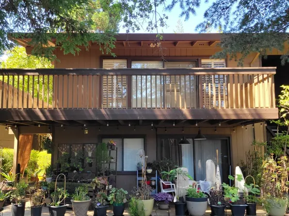 2454 Larkspur Ln APT 328, Sacramento, CA 95825