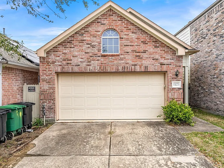 13223 Southpoint Ln — Photo 5