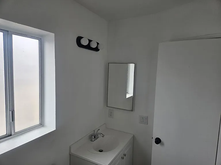 3741 Marlborough Ave, San Diego, CA 92105 — Photo 5