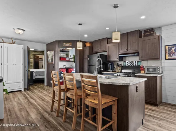 28 Iron Wedge Cir, Parachute, CO 81635