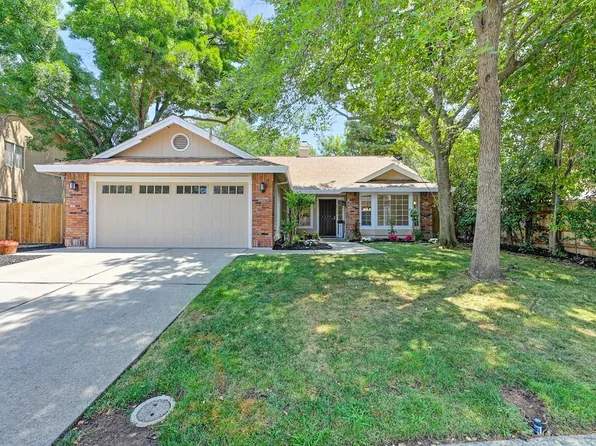 2238 Thurton Dr, Roseville, CA 95747