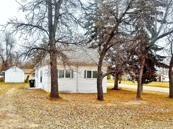 510 Reserve St, Plaza, ND 58771