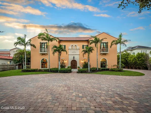 2142 N Riverside Dr, Indialantic, FL 32903