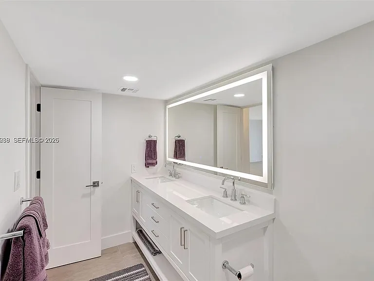 7928 West Dr #802 — Photo 16
