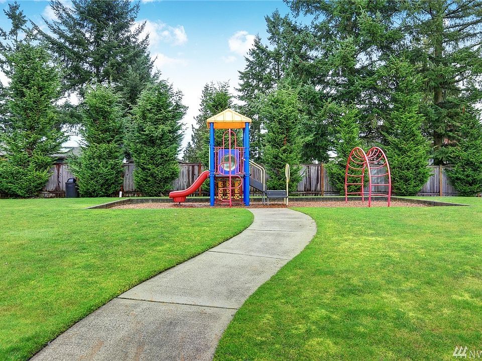 2nd image of 3317 S 280th Pl