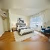 4th image of 922 E Brownlee St