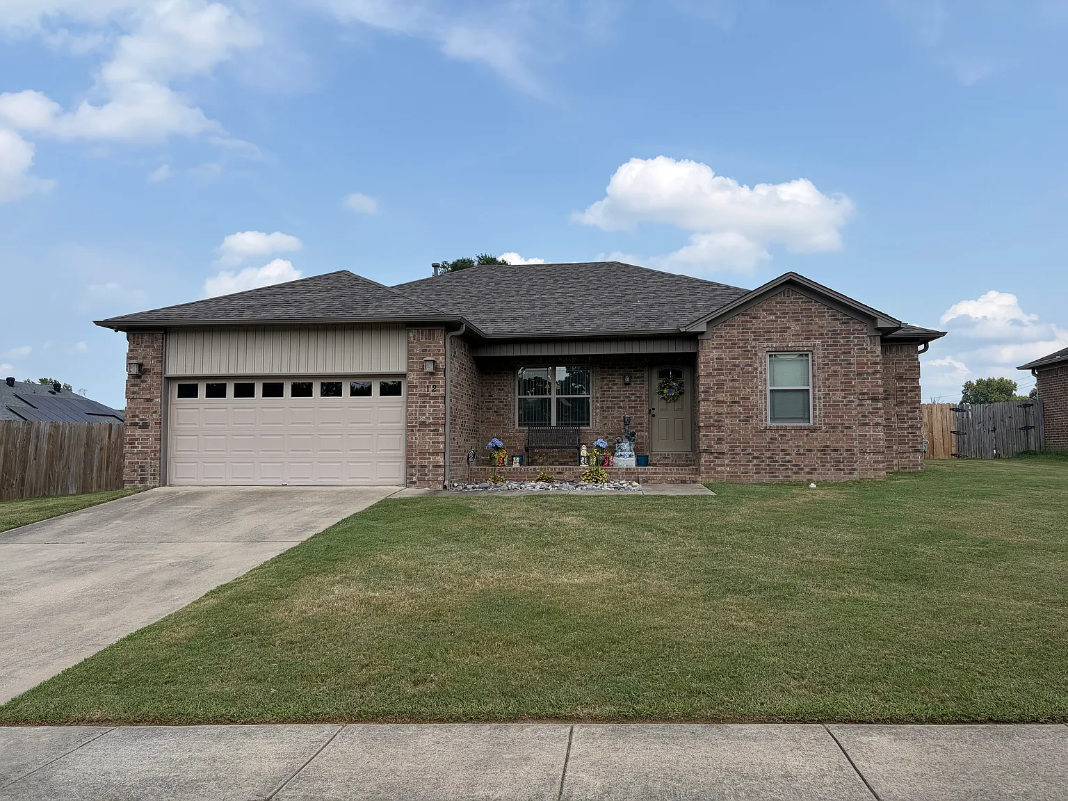 12 Jaguar Drive - 1 — Photo 1