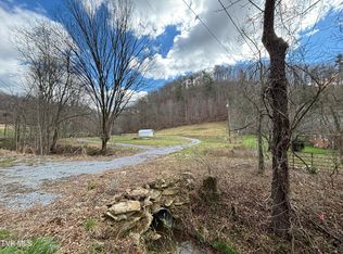 166 Holston Mountain Rd, Elizabethton, TN 37643