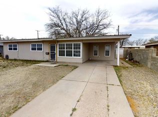 306 SW 11th Pl, Andrews, TX 79714