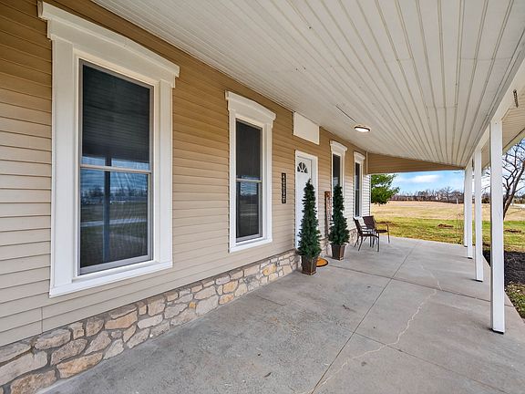 5th image of 21101 E County Road 700 N