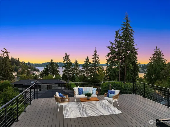 9705 NE 1st Street, Bellevue, WA 98004