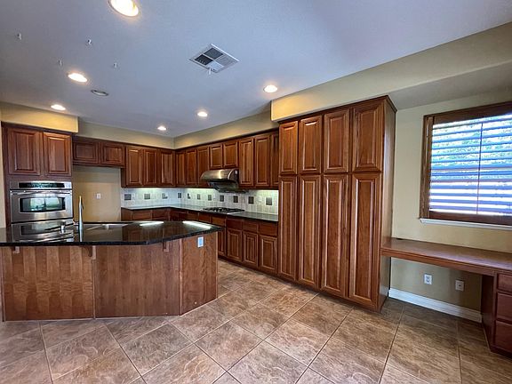 5th image of 7771 Port Arthur Dr