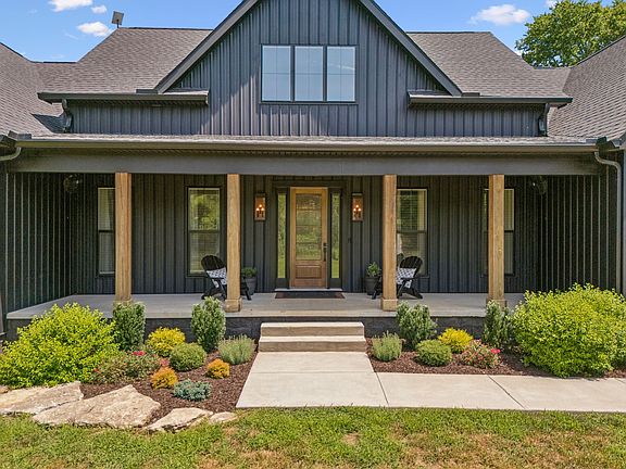 4th image of 2284 Stephens Rd