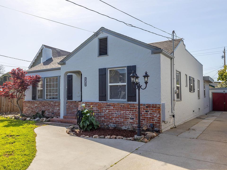 1st image of 305 W 8th St