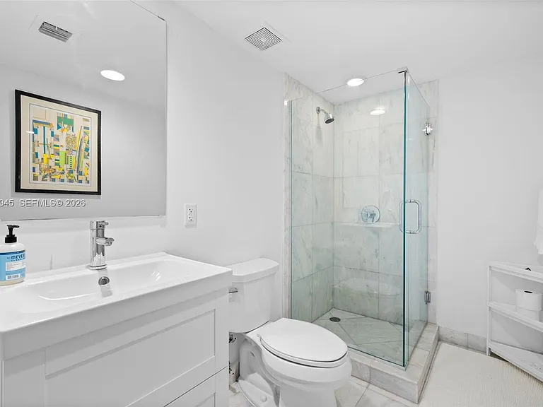 421 Meridian Ave #6 — Photo 8