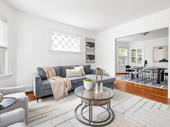 20 Orchard Ave #1, Waltham, MA 02452