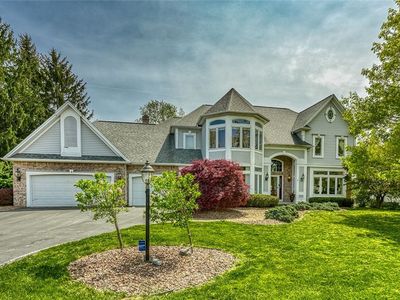 2 Pipers Meadow Trl, Penfield, NY, 14526