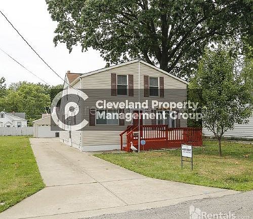 2nd image of 1312 E 340th St