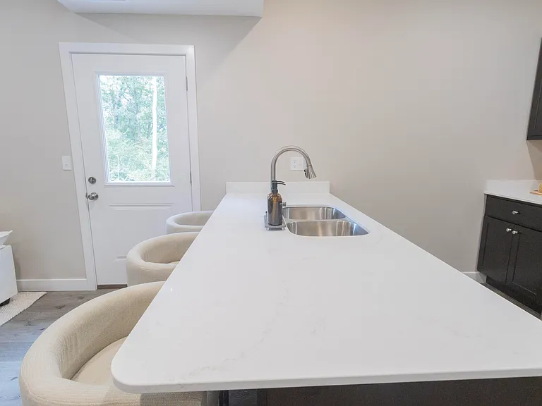 2700 Emery Dr — Photo 20