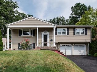 26 Queens Rd, Rockaway, NJ 07866