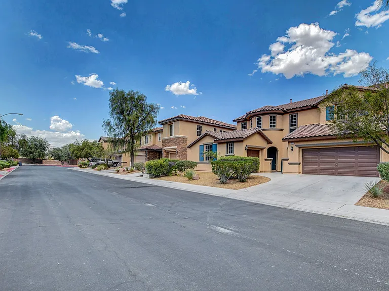 6022 Arbor Crest St — Photo 48