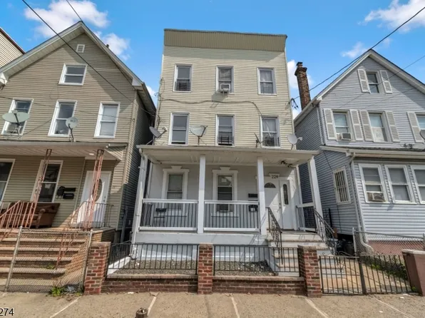 229 Clark Pl, Elizabeth City, NJ 07206