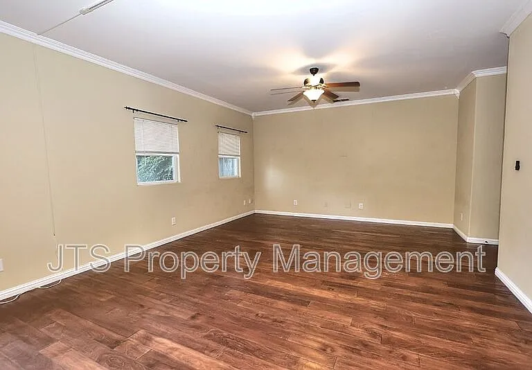 3657 24th St — Photo 20