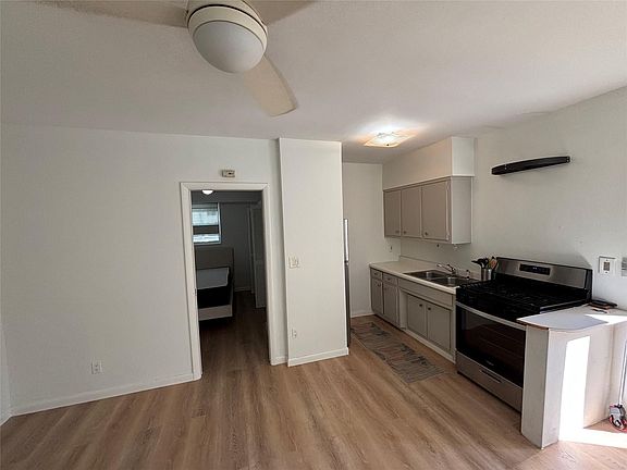 5th image of 1315 SE 2nd St