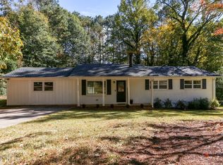 2274 Chestnut Log Loop, Lithia Springs, GA 30122