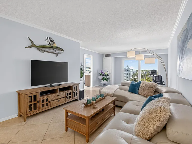 3215 S Ocean Blvd #702 — Photo 19