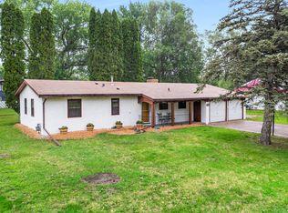 1916 96th Ave N, Brooklyn Park, MN 55444