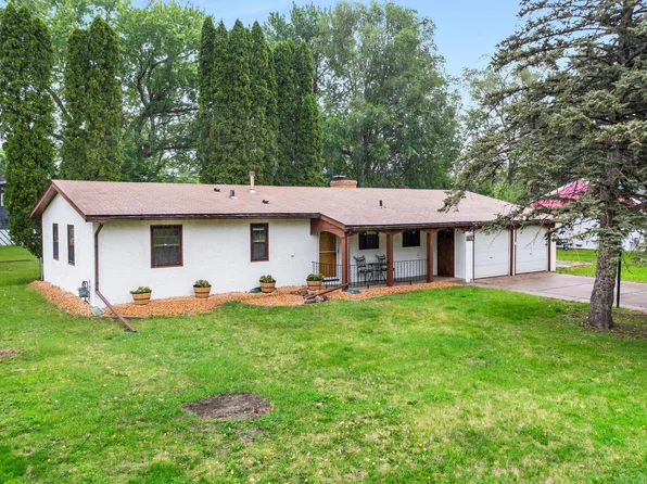 1916 96th Ave N, Brooklyn Park, MN 55444