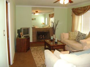 5807 Chestnut Rd, Independence, OH 44131