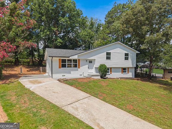 2nd image of 8081 Picadilly Ct