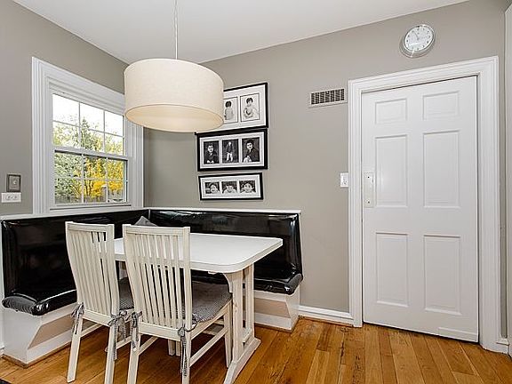 5th image of 9534 Lawndale Ave