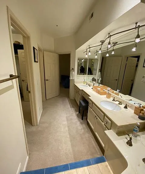 5805 Friars Rd #2305 — Photo 2